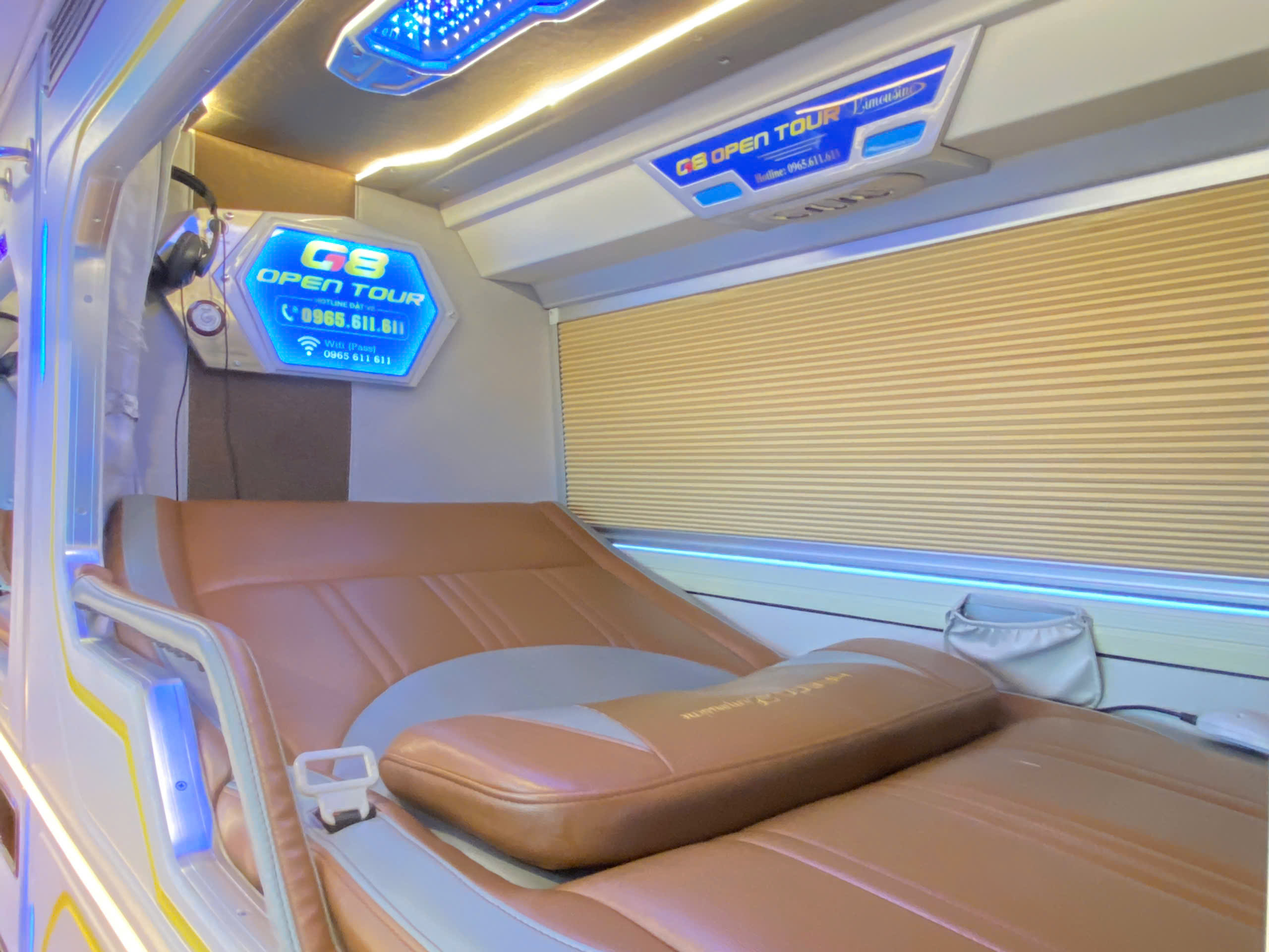 Cabin riêng tư G8 Open Tour