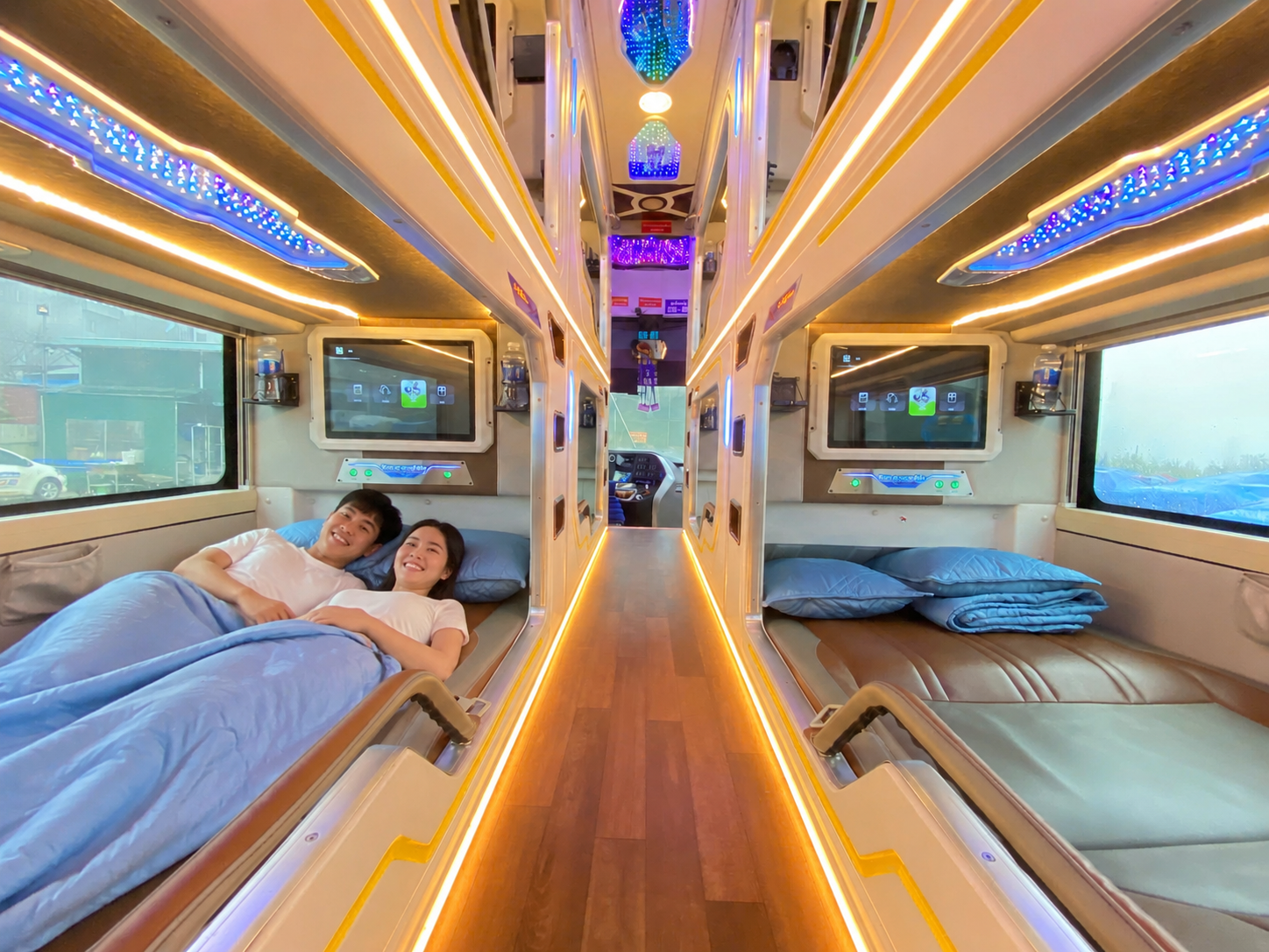 Cabin đôi G8 Open Tour